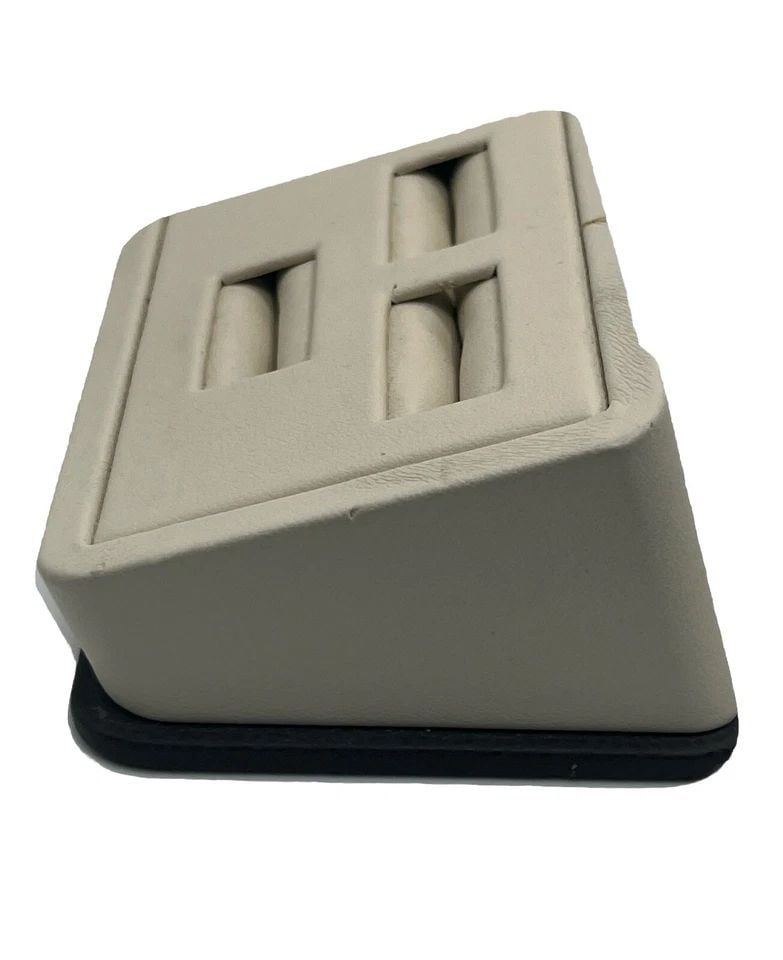 TRIPLE RING DISPLAY UNIT - 2