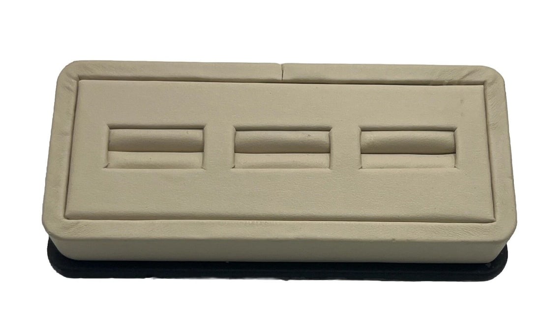 TRIPLE RING DISPLAY UNIT: TRIPLE RING DISPLAY UNIT This jewelry display unit is perfect for showcasing your rings in a stylish and organized way. The triple ring design allows for ample space to display multiple rings, while t