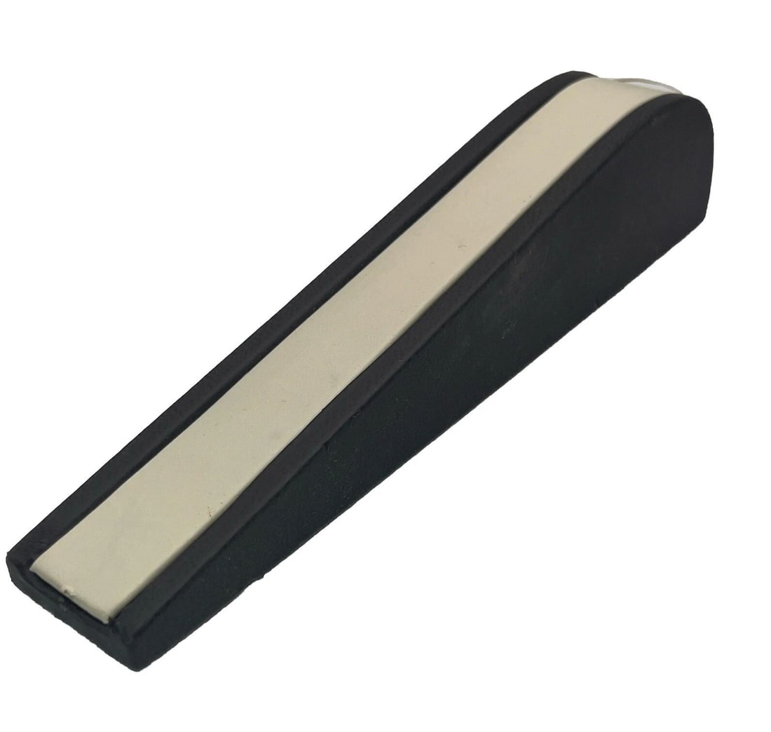LEATHERETTE SINGLE BRACELET DISPLAY RAMP (NARROW): LEATHERETTE SINGLE BRACELET DISPLAY RAMP (NARROW) This Leatherette Single Bracelet Display Ramp is the perfect solution for showcasing your bracelets in a stylish and elegant manner. Crafted from high