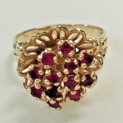 14K YELLOW GOLD RING WITH FLOWER CLUSTER SET WITH RUBY SIZE: 8.5 5.9G (1 of 2)