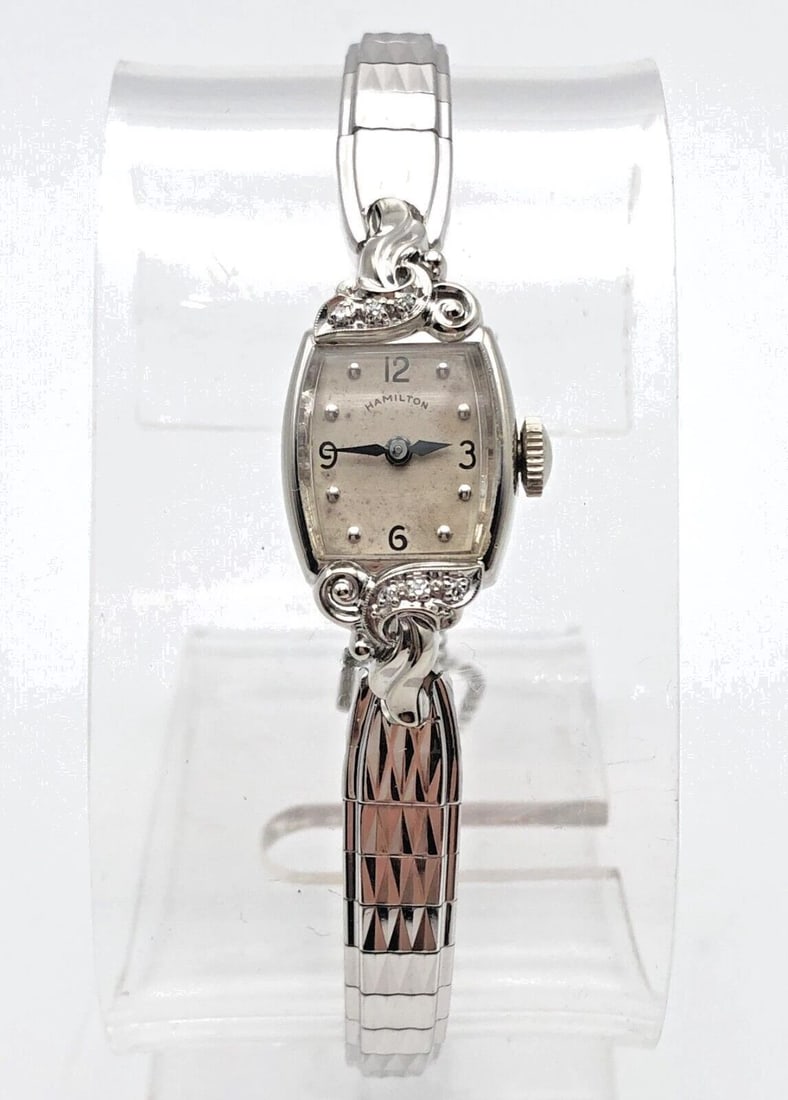 VINTAGE HAMILTON 14K WHITE GOLD WATCH SET WITH 0.04CTS OF DIAMONDS: VINTAGE HAMILTON 14K WHITE GOLD WATCH SET WITH 0.04CTS OF DIAMONDS Vintage Hamilton 14k White Gold Watch set with 0.04cts of Diamonds Condition: Vintage, Pre-owned Material: Solid 14k White Gold Case