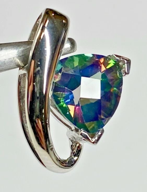 14K WHITE GOLD PENDANT WITH 8MM GENUINE MYSTIC TOPAZ 2.3G (1 of 2)