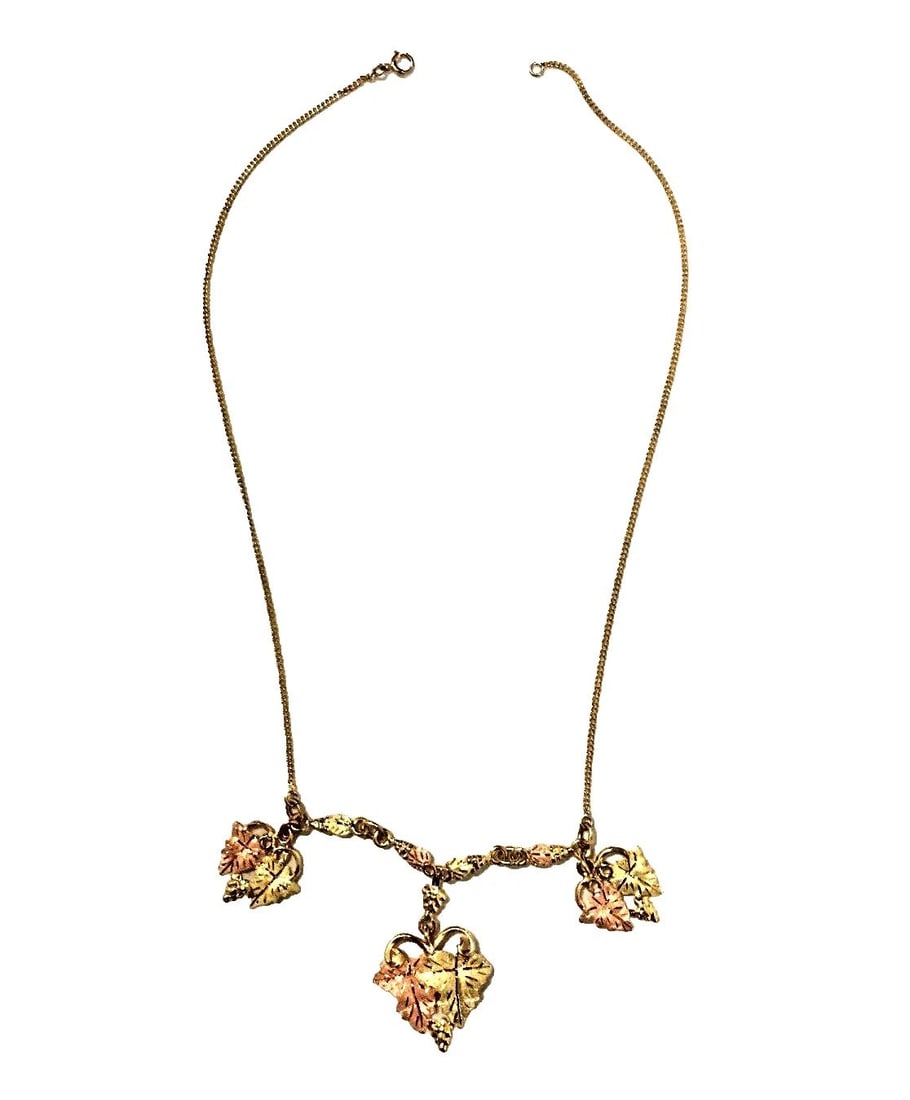 10K GOLD CHAIN & 12K BLACK HILLS GOLD TRIPLE LEAF'S 16" 7.7G (1 of 2)