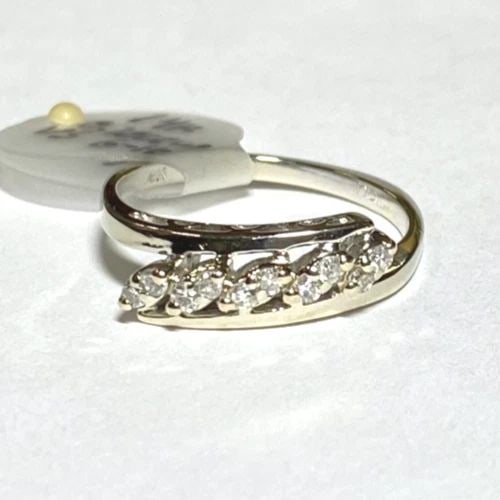 14K WHITE GOLD OVAL ROW STYLE RING WITH 0.20CTS DIAMONDS SIZE 6.5 2.8G (1 of 2)