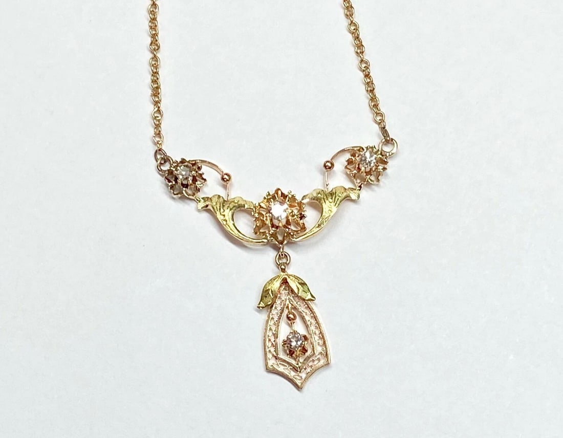 14K TWO TONED CHAIN AND FLORAL PENDANT WITH GENUINE WHITE SAPPHIRE 15" 3.2G (1 of 2)