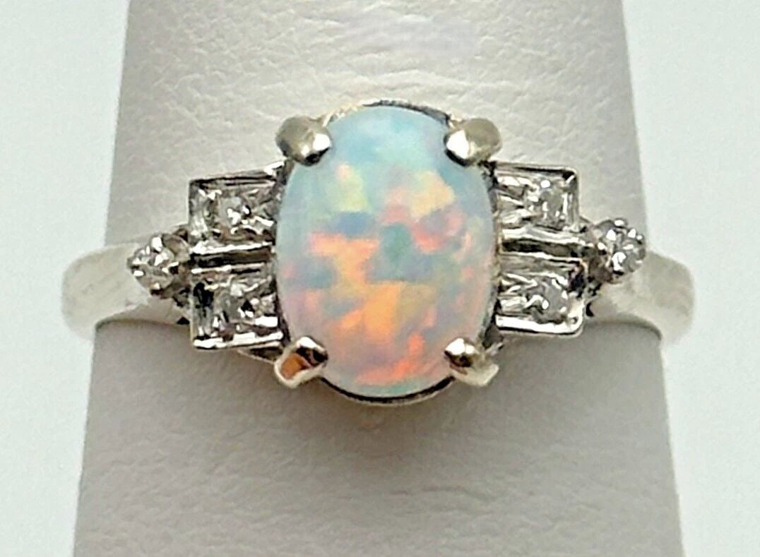 14K WHITE GOLD RING SET WITH NATURAL OPAL AND 0.06CTS DIAMONDS SIZE: 6.25 3.3G (1 of 2)