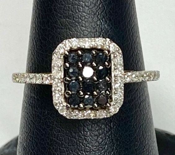10K GOLD SQUARE SHAPED RING WITH BLACK AND COLORLESS DIAMONDS SIZE: 6.5 2.5G (1 of 2)