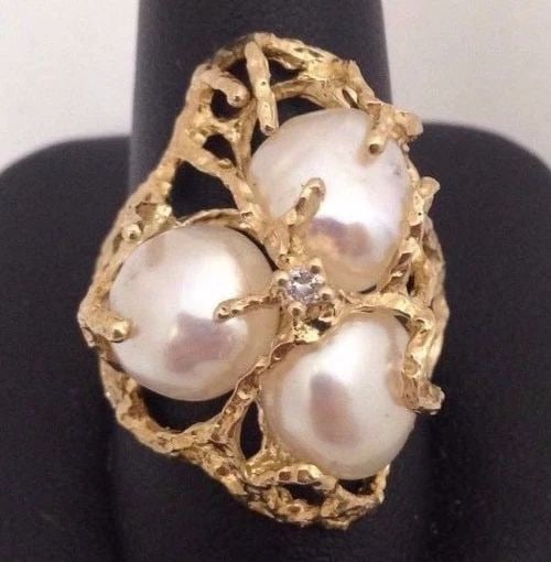 10K GOLD BEAUTIFUL PEARL RING WITH 0.01CT SINGLE DIAMOND SIZE: 7.25 5.6G (1 of 2)