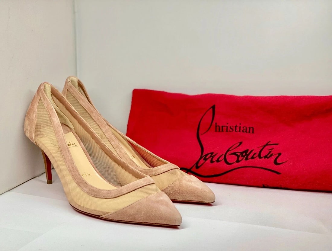 CHRISTIAN LOUBOUTIN GALATIVI BEIGE NUDE COURTISANE SUEDE MESH LOW HEEL PUMP 36 (1 of 2)