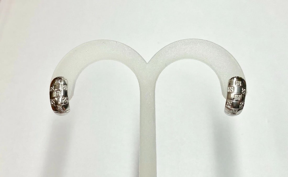 WOMEN'S 14K WHITE GOLD CHECKER STYLE EARRINGS WITH 0.06CT DIAMONDS (1 of 2)