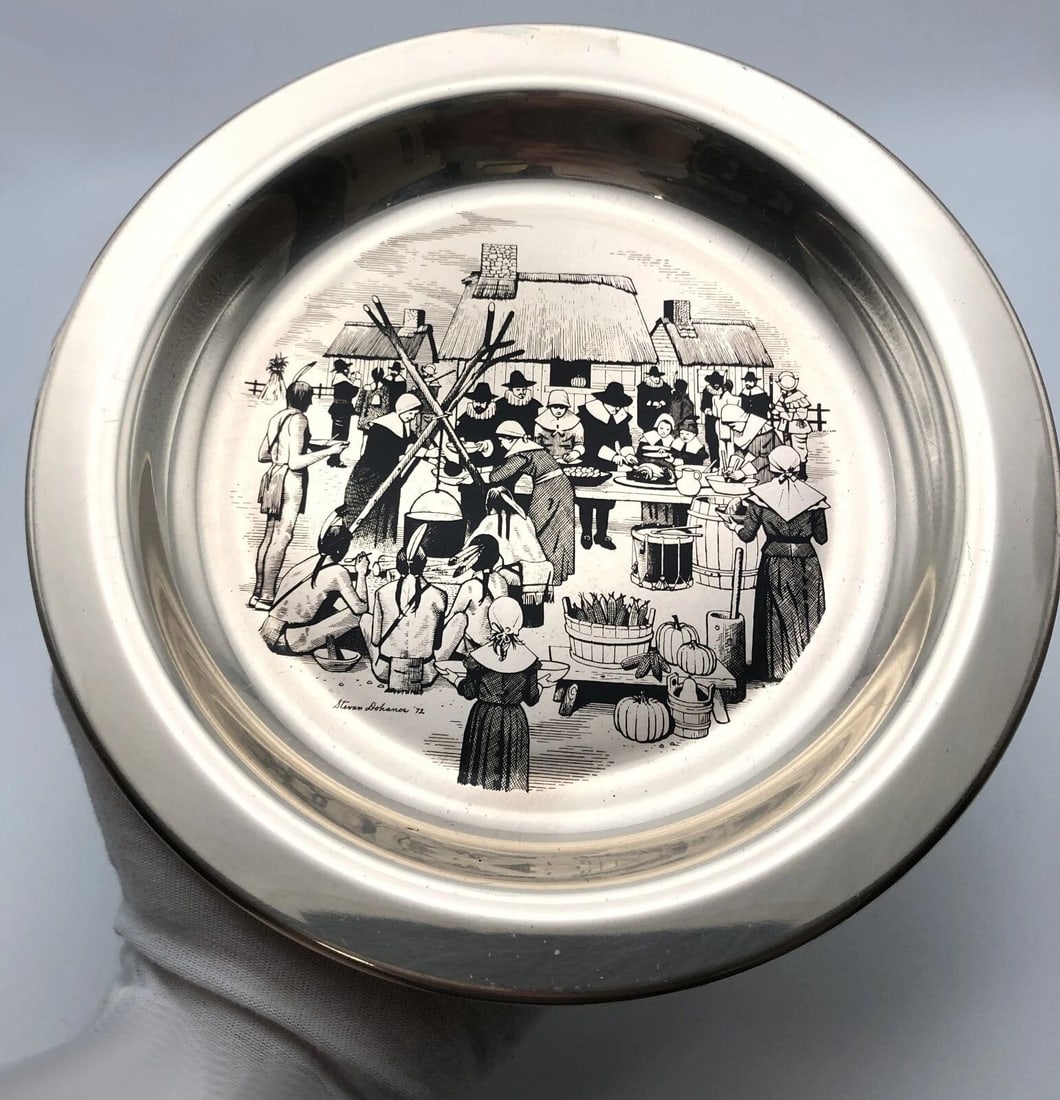 THE 1972 FRANKLIN MINT THANKSGIVING PLATE SOLID STERLING SILVER LIMITED EDITION: THE 1972 FRANKLIN MINT THANKSGIVING PLATE SOLID STERLING SILVER LIMITED EDITION The 1972 Franklin Mint Thanksgiving Plate Solid Sterling Silver Limited Edition You are bidding on a The 1972 Franklin M