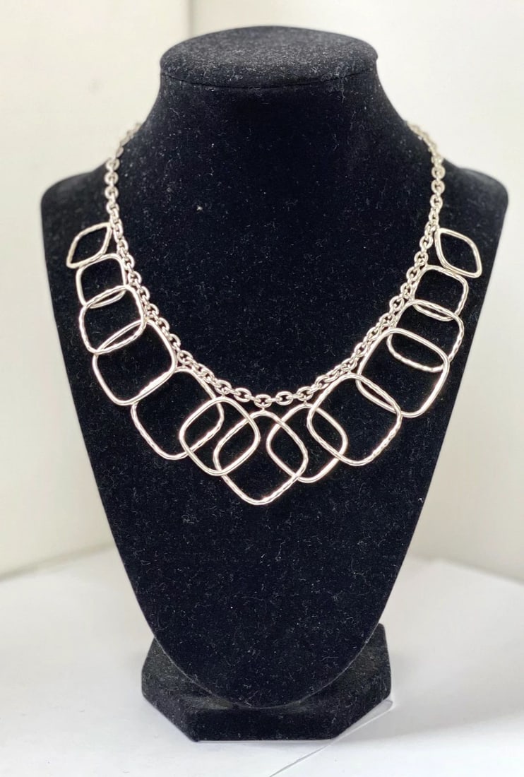 WOMEN'S 925 STERLING SILVER THISTLE & BEE NECKLACE 16": WOMEN'S 925 STERLING SILVER THISTLE & BEE NECKLACE 16" Women's 925 Sterling Silver Thistle & Bee Necklace 16" You are bidding on a pre-owned Women's 925 Sterling Silver Thistle & Bee Necklace 16". The