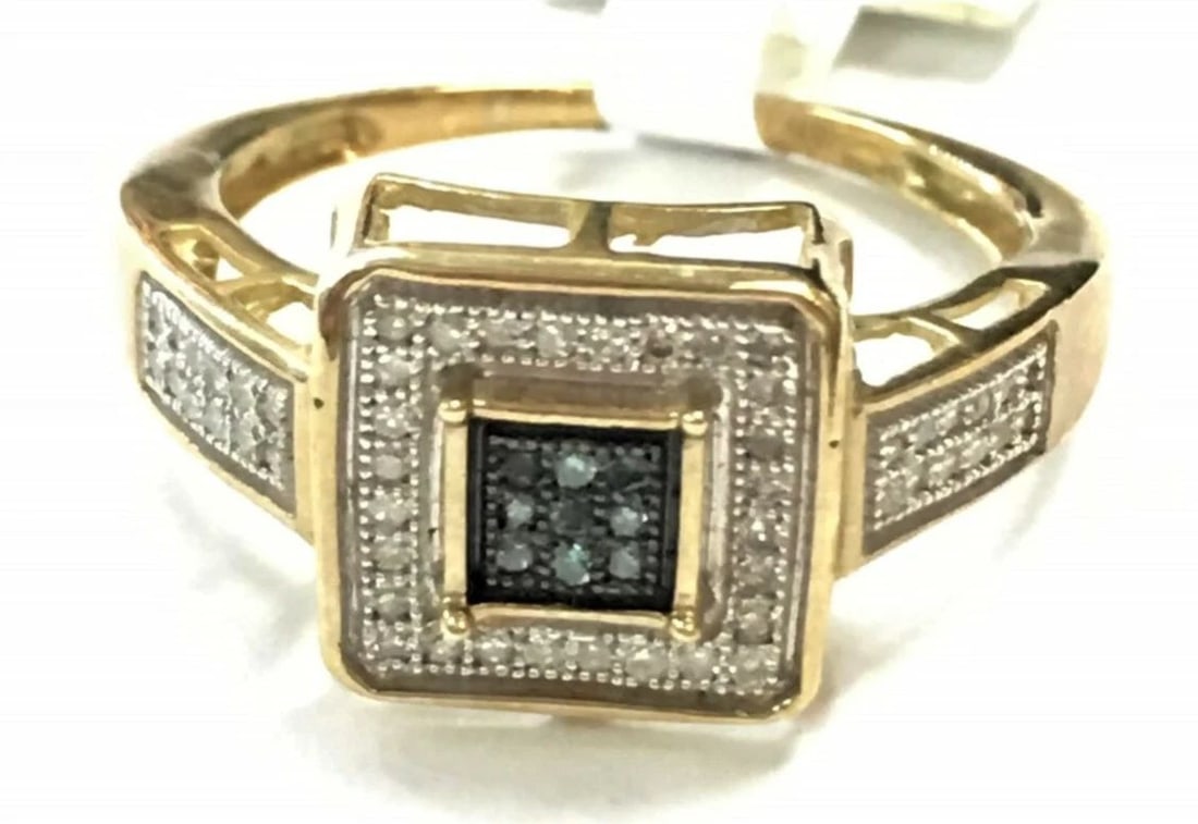 10K GOLD RING WITH BLUE AND WHITE DIAMONDS, SQUARE SHAPE SIZE: 7.5: 10K YELLOW GOLD RING WITH BLUE AND WHITE DIAMONDS, SQUARE SHAPE (SIZE: 7.5) 10k Yellow Gold Ring with Blue and White Diamonds, Square Shape You are bidding on a 10k Yellow Gold Ring with Blue and Whit