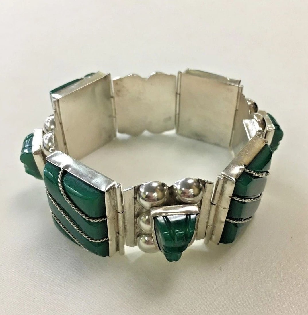 STERLING SILVER LINKED BRACELET WITH GREEN ONYX (1 of 2)