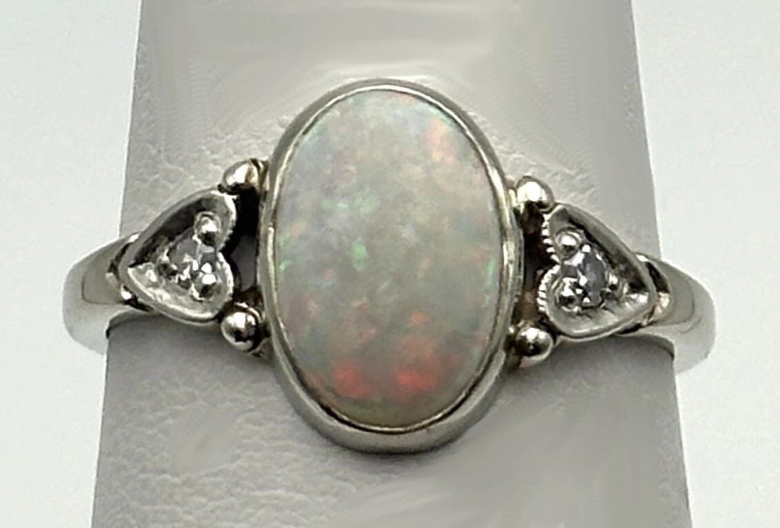 14K WHITE GOLD RING WITH NATURAL OPAL AND 0.08CTS OF DIAMONDS SIZE: 5.5 (1 of 2)