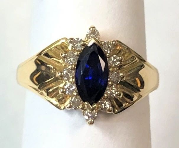 14K GOLD RING, SYNTHETIC SAPPHIRE, 0.12CTS OF NATURAL DIAMONDS SIZE: 6 4.1G (1 of 2)