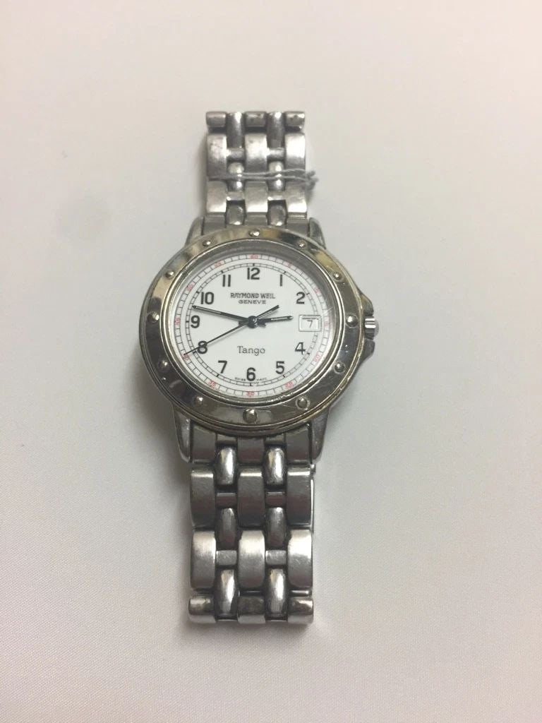 RAYMOND WEIL GENEVE TANGO STAINLESS STEEL MEN'S WATCH 5560 (1 of 2)