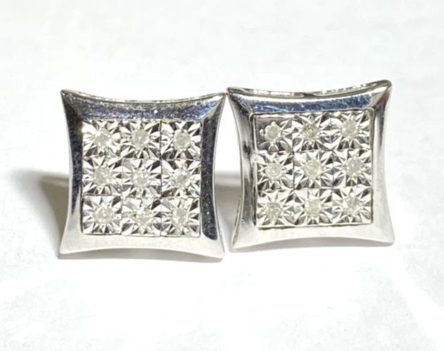 WOMEN'S 10K WHITE GOLD SQUARE EARRINGS WITH 0.09CT DIAMONDS 3 GRAMS (1 of 2)