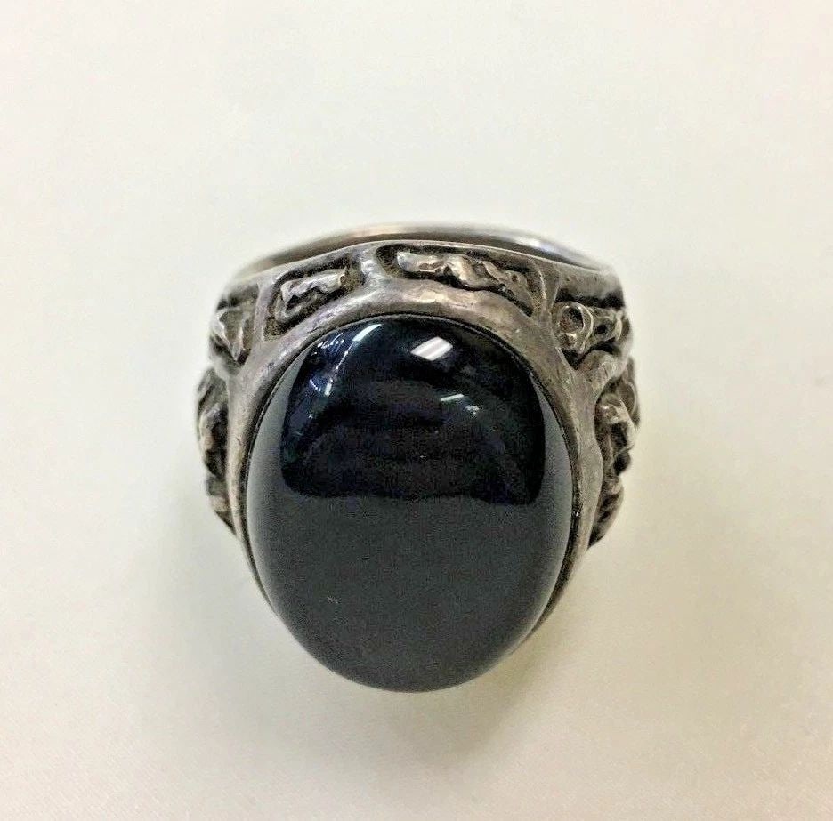 STERLING SILVER RING WITH BLACK ONYX SIZE (12) (1 of 2)
