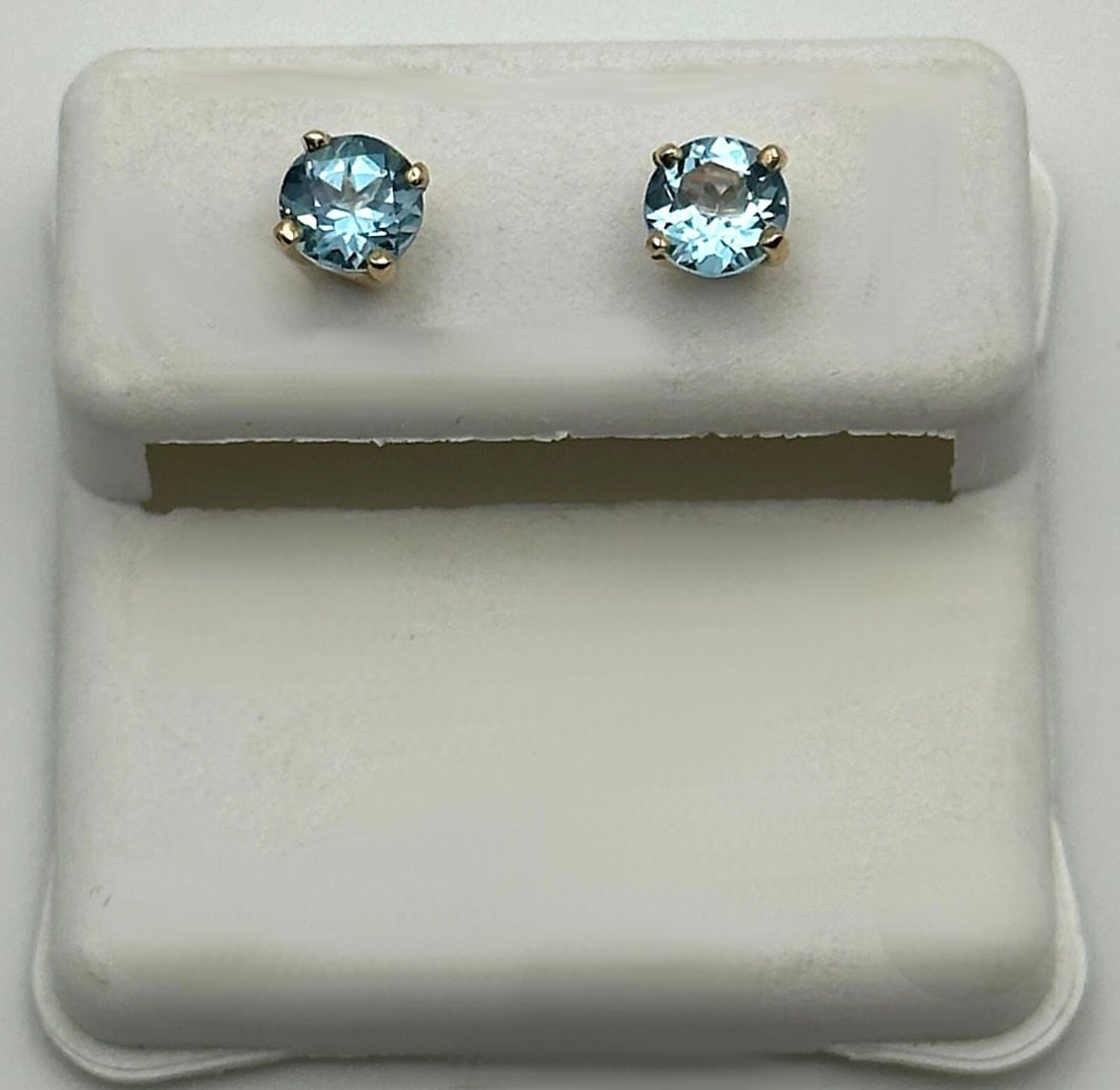 14K YELLOW GOLD EARRINGS SET WITH 1.16CTS BLUE TOPAZ 0.9G (1 of 2)