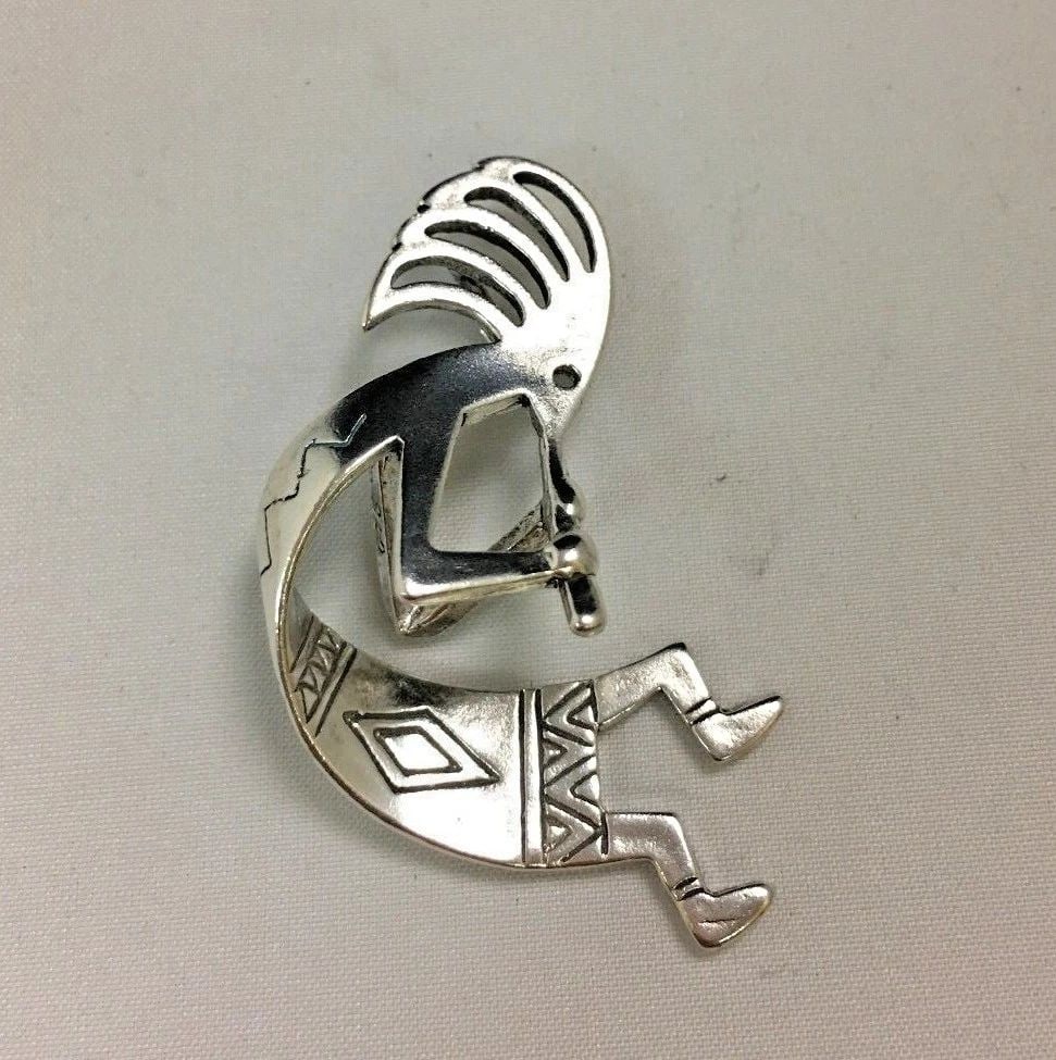 STERLING SILVER FLUTE PLAYER PENDANT (1 of 2)