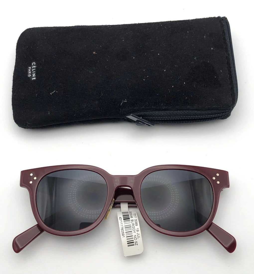 CÉLINE CL41459 WOMEN'S RED PLASTIC SUNGLASSES ( RETAIL FOR $455.00 ): CÉLINE CL41459 WOMEN'S RED PLASTIC SUNGLASSES ( RETAIL FOR $455.00 ) CÉLINE CL41459 Women's Red Plastic Sunglasses Condition: New with original tag and pouch, frames have some scuffs from being on d