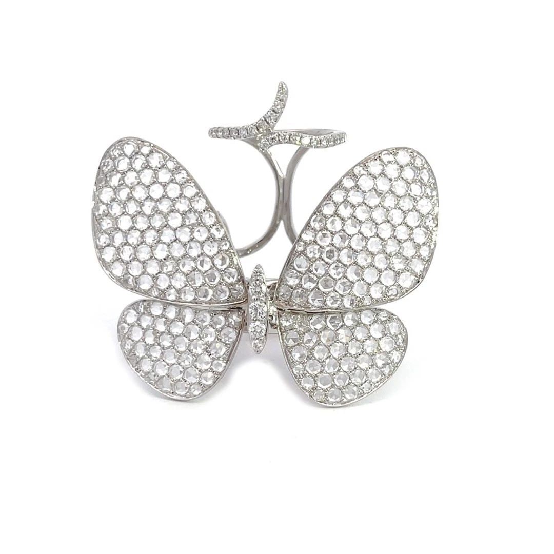 STEPHANIE KANTIS FLUTTER WHITE 5CT DIAMOND 18K GOLD MOVABLE BUTTERFLY RING: STEPHANIE KANTIS FLUTTER WHITE 5CT DIAMOND 18K GOLD MOVABLE BUTTERFLY RING STEPHANIE KANTIS FLUTTER WHITE 5CT DIAMOND 18K GOLD MOVABLE BUTTERFLY RING This stunning movable flutter wings butterfly