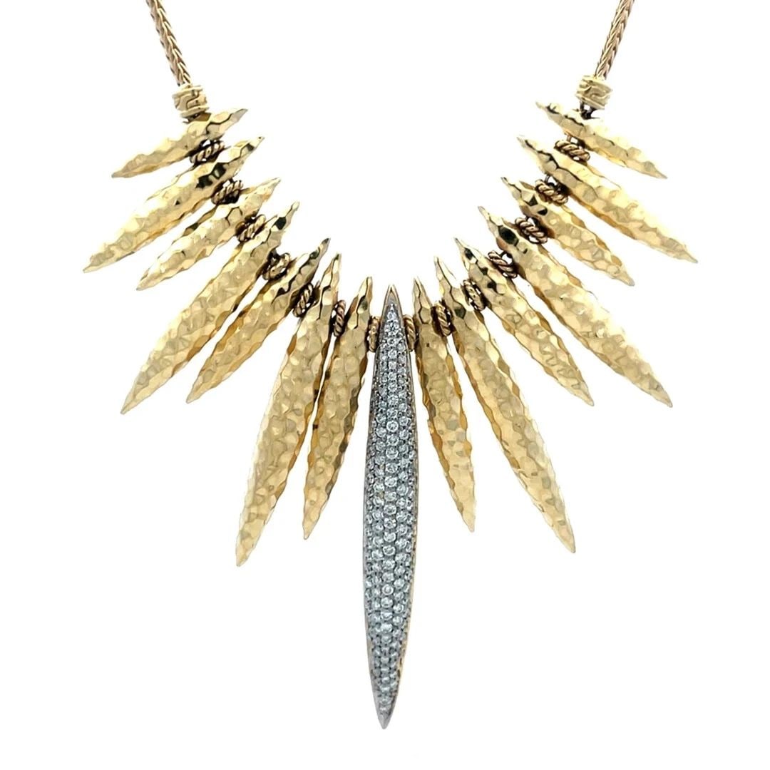 JOHN HARDY GOLD DIAMOND NECKLACE HAMMERED SPEARS 18K YELLOW PAVE SET: JOHN HARDY GOLD DIAMOND NECKLACE HAMMERED SPEARS 18K YELLOW PAVE SET JOHN HARDY GOLD DIAMOND NECKLACE HAMMERED SPEARS 18K YELLOW PAVE SET This is a gorgeous eye-catching authentic necklace by John Har