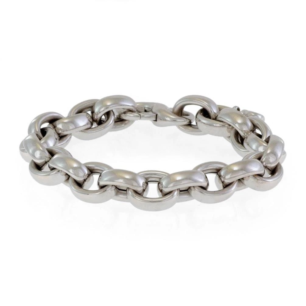 CHOPARD LES CHAINES BRACELET 18K WHITE GOLD 12.5MM OVAL CHAIN LINK: CHOPARD LES CHAINES BRACELET 18K WHITE GOLD 12.5MM OVAL CHAIN LINK Chopard Les Chaines 18k White Gold 12.5mm Oval Chain Link Bracelet Description This large authentic bracelet is by Chopard from the L