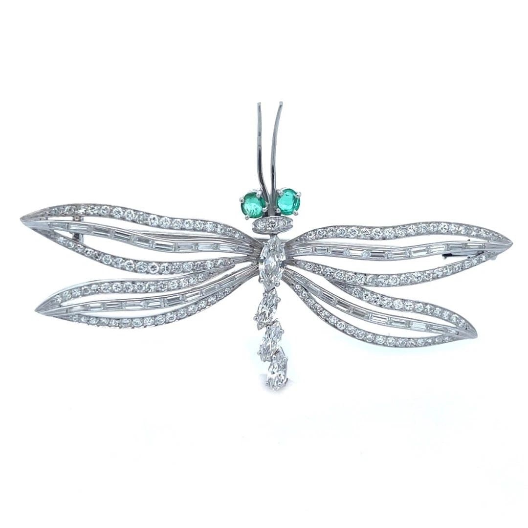 PLATINUM DIAMOND & EMERALD LARGE DRAGONFLY BROOCH FRANCE (1 of 2)