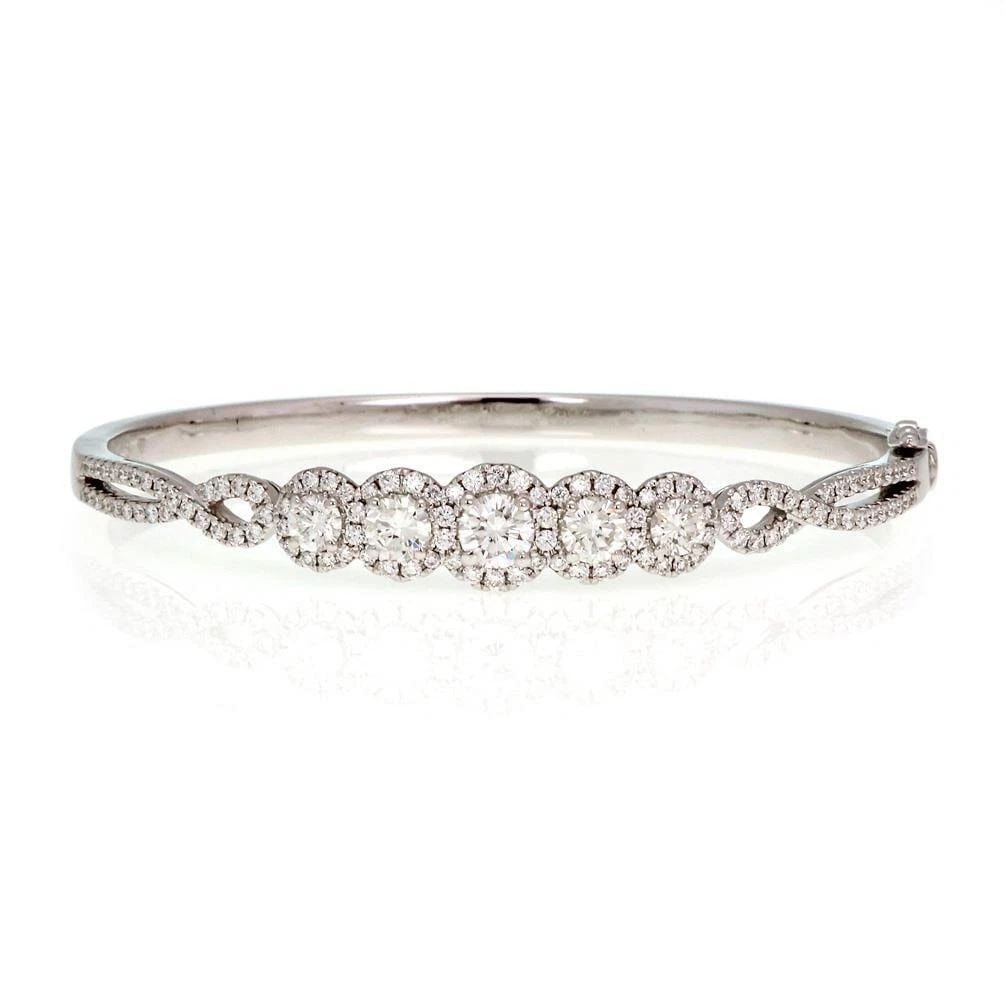 MODERN 2.30CT DIAMOND 18K WHITE GOLD ROSETTE BANGLE BRACELET?: MODERN 2.30CT DIAMOND 18K WHITE GOLD ROSETTE BANGLE BRACELET? MODERN 2.30CT DIAMOND 18K WHITE GOLD ROSETTE BANGLE BRACELET? Modern 2.30ct Diamond 18k White Gold Rosette Bangle Bracelet Description Thi