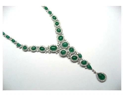 18KT CABOCHON EMERALD DIAMOND NECKLACE (1 of 2)
