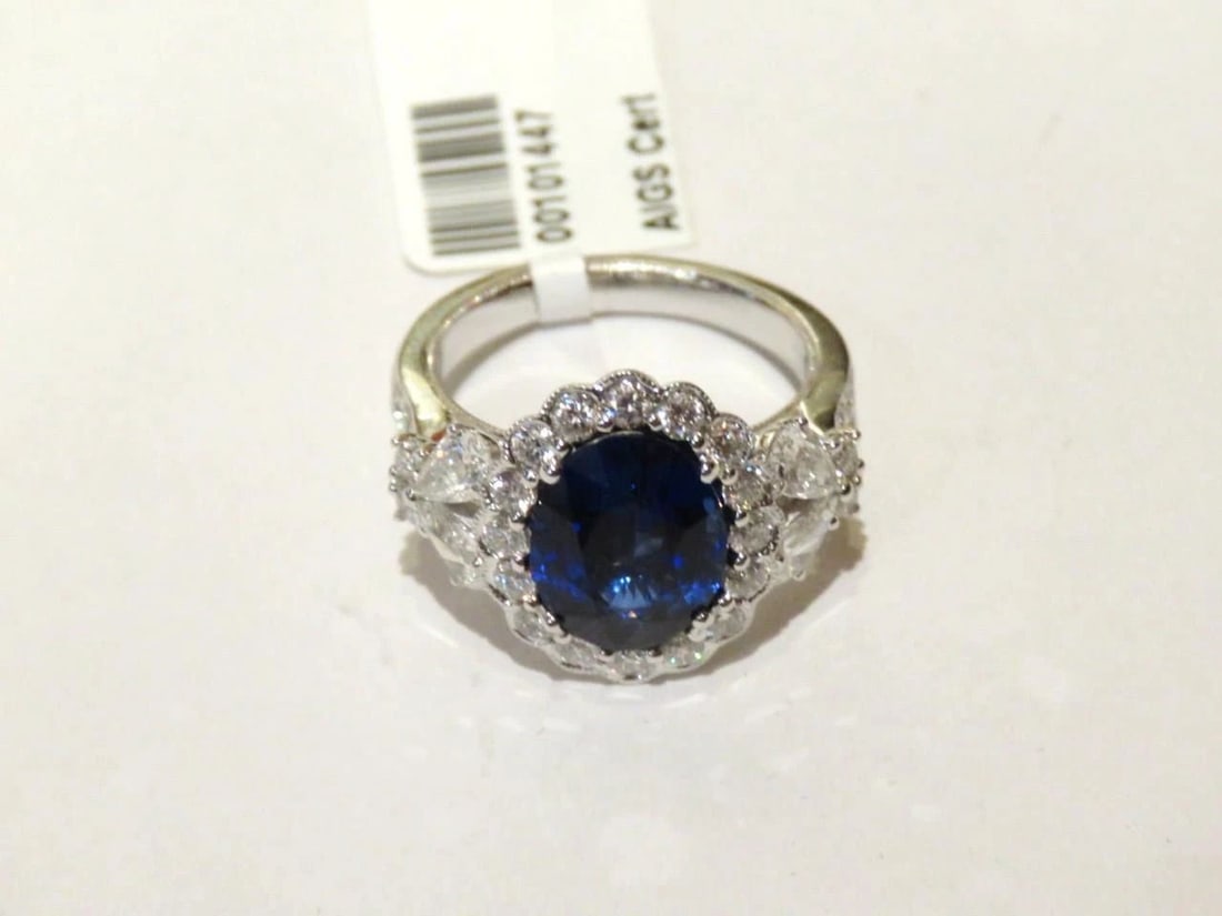 18KT CERTIFIED 6CT NATURAL SAPPHIRE DIAMOND RING (1 of 2)