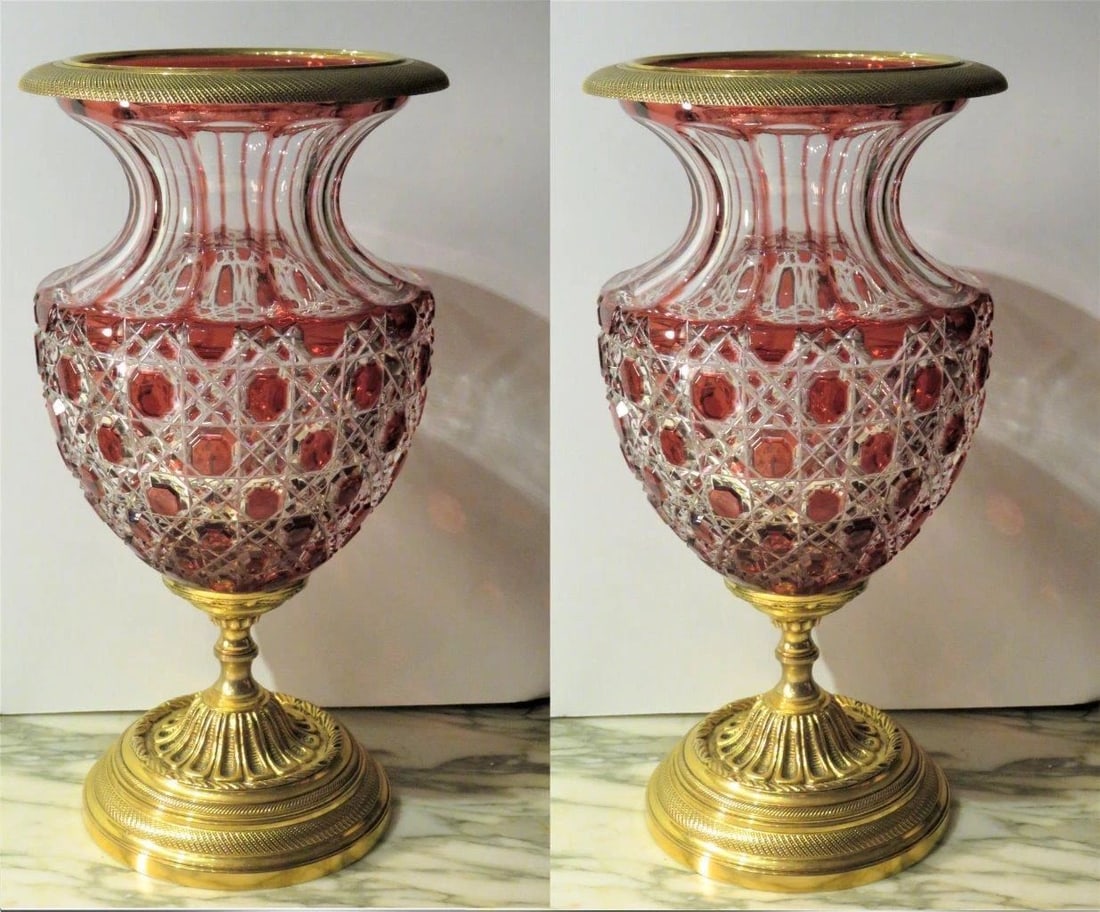 BEAUTIFUL EMPIRE RED CRYSTAL BACARRAT STYLE VASE URNS!! (1 of 2)