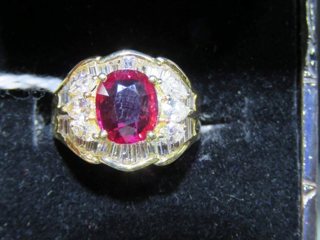 CLEARANCE! NWT $88,500 18KT GOLD FANCY GLITTERING LARGE 5.50CT RUBY DIAMOND RING (1 of 2)