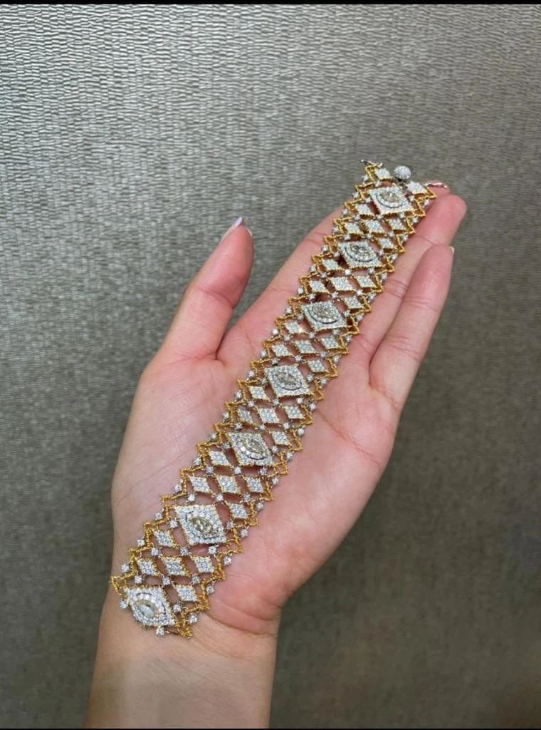 RARE 18KT FANCY YELLOW DIAMOND WHITE DIAMOND BRACELET (1 of 2)