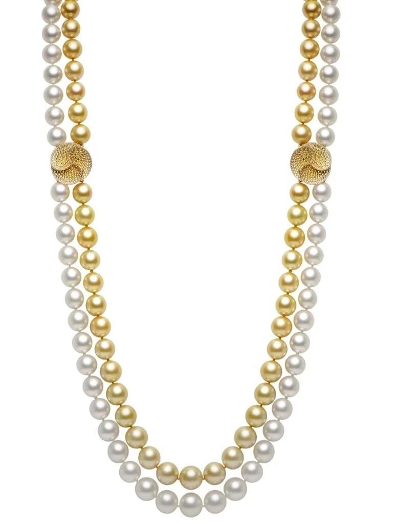 18KT GOLD LARGE SOUTH SEA PEARL GOLDEN SOUTH SEA NECKLACE: 18KT GOLD LARGE SOUTH SEA PEARL GOLDEN SOUTH SEA NECKLACE The Following Item we are Offering is this Magnificent 18KT Gold Long Double Strand South Sea Pearl and Golden South Sea Pearl Necklace.