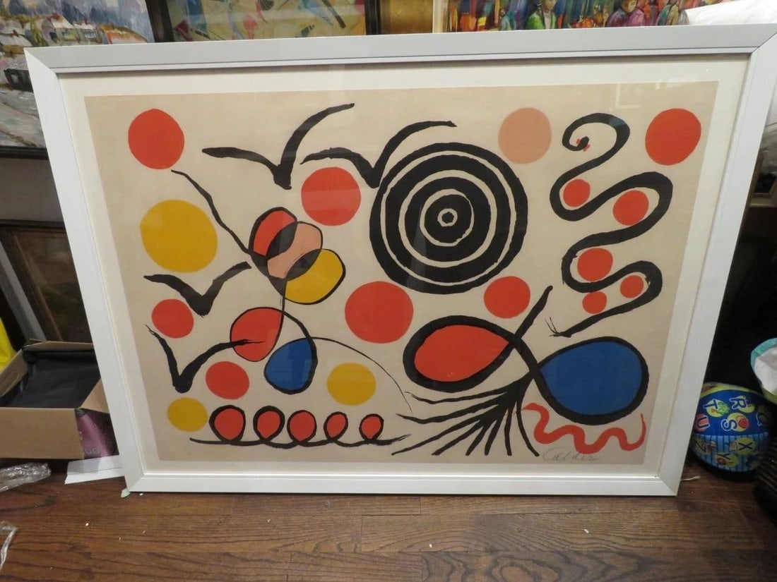 IMPORTANT FRAMED SIGNED ALEXANDER CALDER COLORED DELUXE LITHOGRAPH: IMPORTANT FRAMED SIGNED ALEXANDER CALDER COLORED DELUXE LITHOGRAPH The Following Item we are Offering is AN EXTREMELY VERY RARE EXQUISITE LARGE DELUXE ORIGINAL ALEXANDER CALDER (American, 1898-1976) O