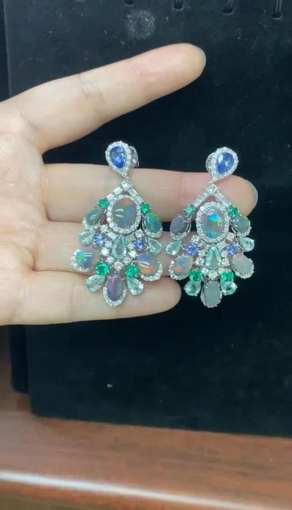 RARE GORGEOUS 18KT BLACK OPAL DIAMOND PARAIBA EARRINGS (1 of 2)