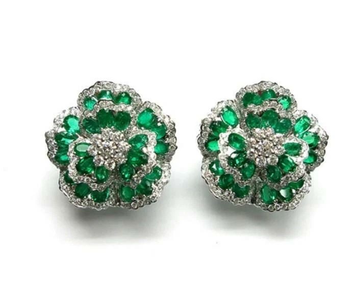 18KT EMERALD DIAMOND CAMELLIA EARRINGS (1 of 2)