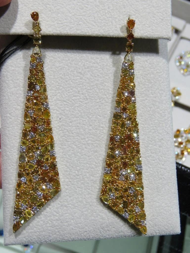 18KT GOLD FANCY YELLOW DIAMOND DANGLE EARRINGS (1 of 2)