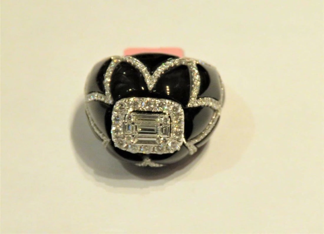 18KT GORGEOUS FANCY 30CT DIAMOND BLACK ONYX BOMBE RING (1 of 2)
