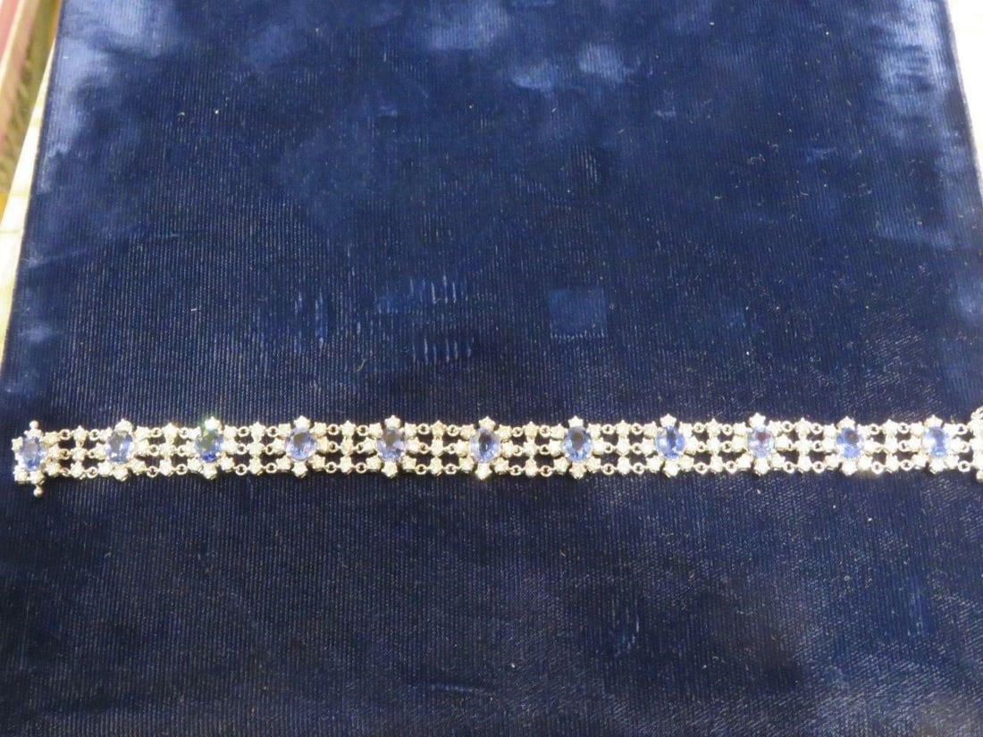 18KT FANCY BLUE CEYLON SAPPHIRE BRACELET (1 of 2)
