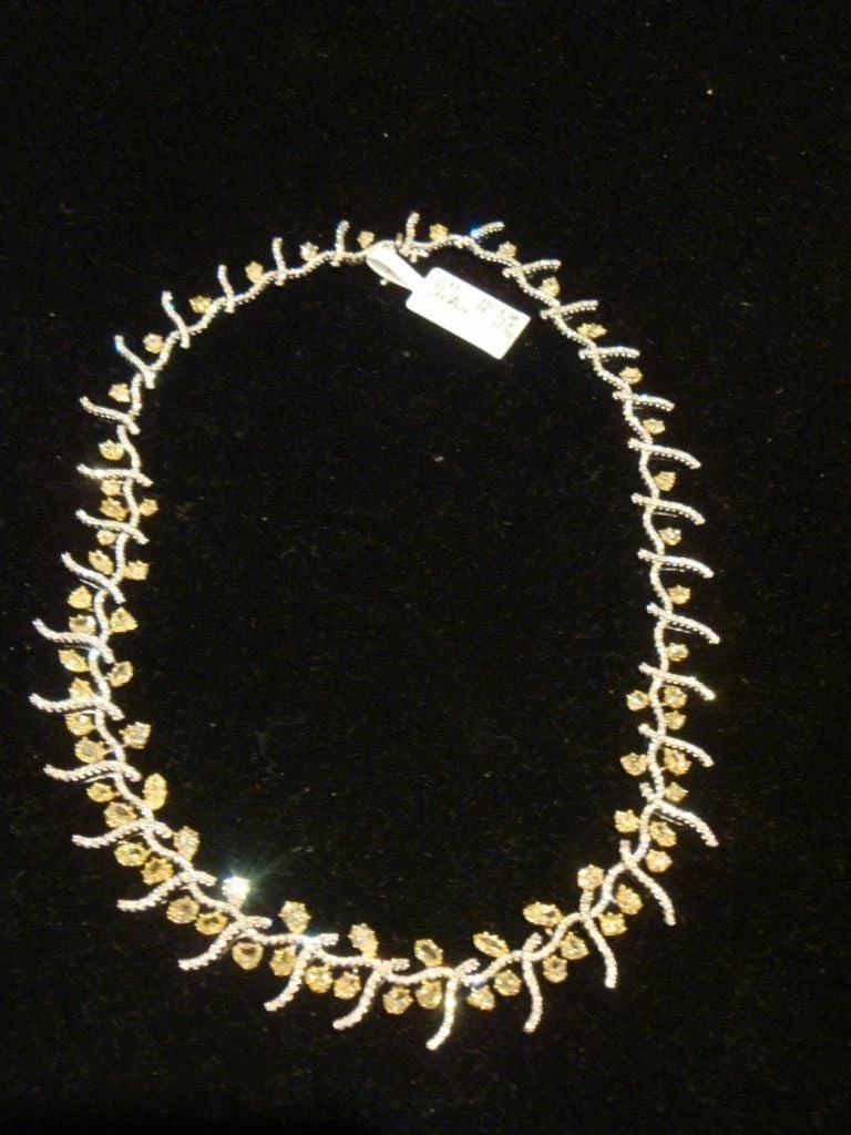 18KT GAL CERTIFIED 19CT YELLOW DIAMOND NECKLACE!! (1 of 2)