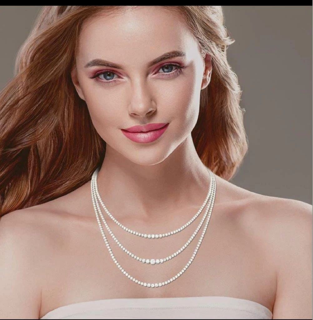 18KT 3 STRAND GORGEOUS DIAMOND NECKLACE! (1 of 2)