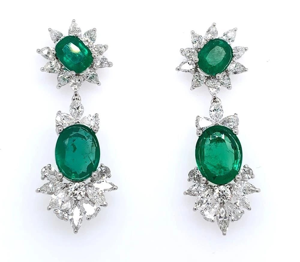 18KT RARE LRG 9CT EMERALD DIAMOND DANGLE EARRINGS (1 of 2)