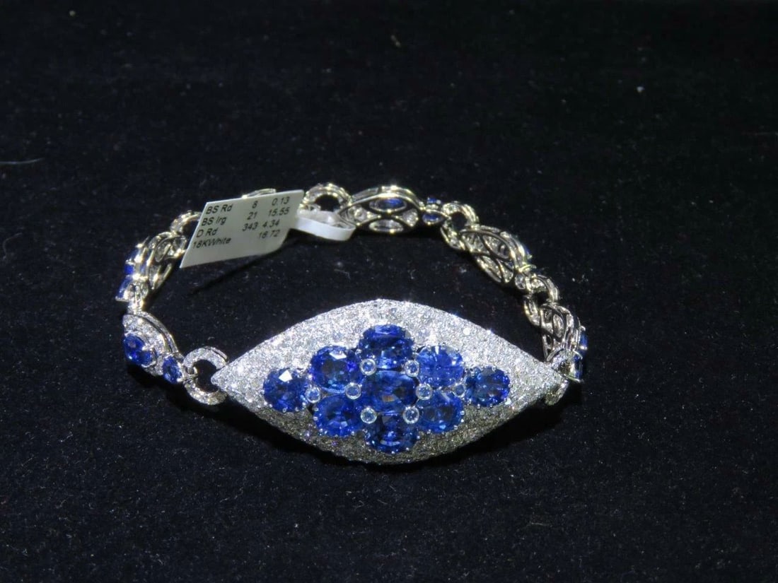 18KT 20CT CEYLON SAPPHIRE DIAMOND BRACELET (1 of 2)