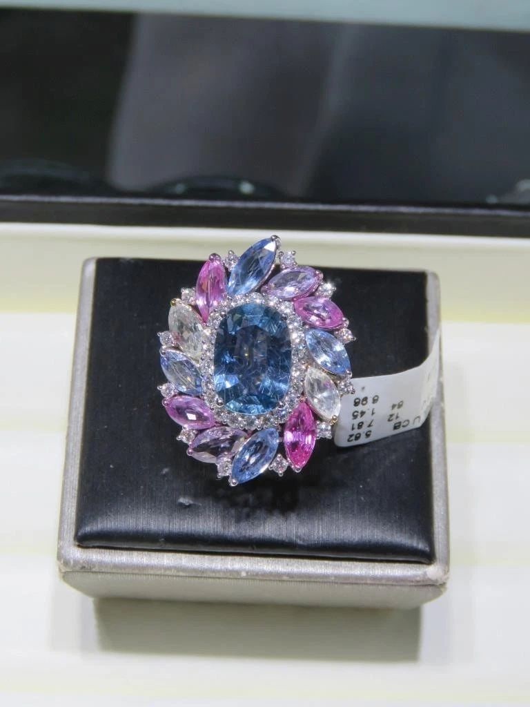 CLEARANCE! NWT $48,000 18KT FANCY LARGE NATURAL SAPPHIRE SPINEL DIAMOND RING: CLEARANCE! NWT $48,000 18KT FANCY LARGE NATURAL SAPPHIRE SPINEL DIAMOND RING The Following Item we are offering is a Rare Important Spectacular and Brilliant 18KT Gold Large Gorgeous Fancy Natural Sap