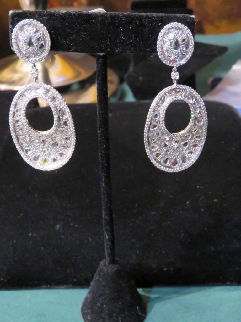 18KT GOLD RARE 8.50CT GLITTERING ROSE CUT DIAMOND EARRINGS (1 of 2)