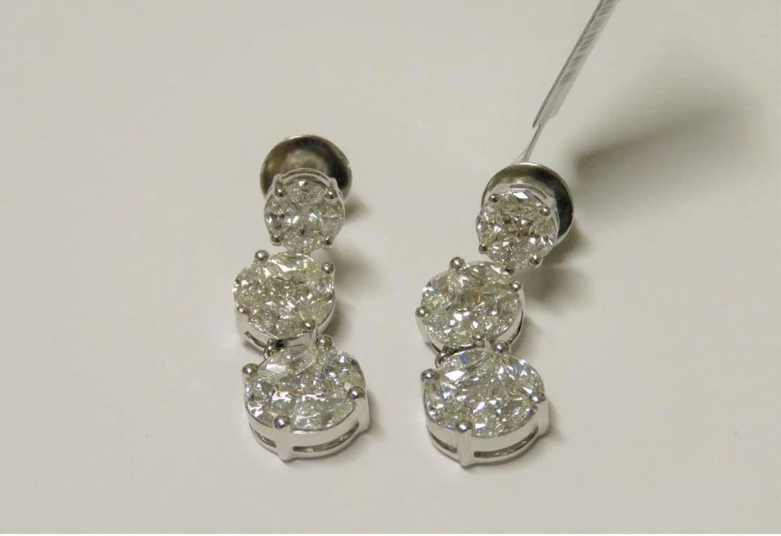 18KT GOLD 6CT RARE FANCY DIAMOND DANGLE EARRINGS (1 of 2)